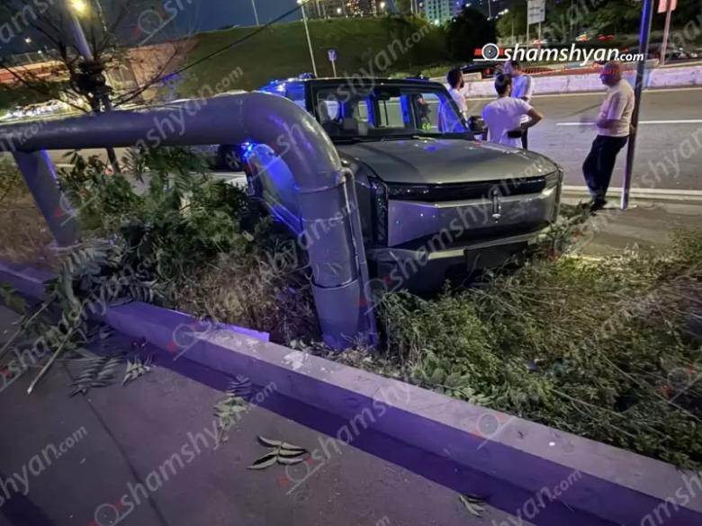 Img default alt hy