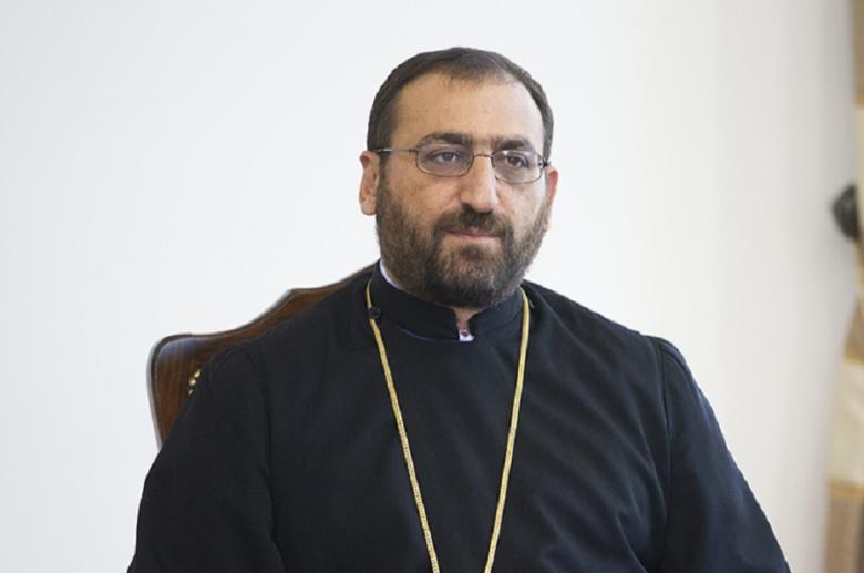 Img default alt hy