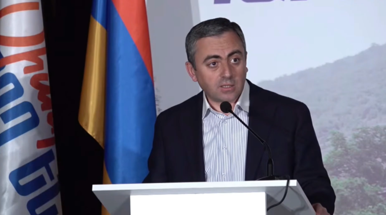 Img default alt hy